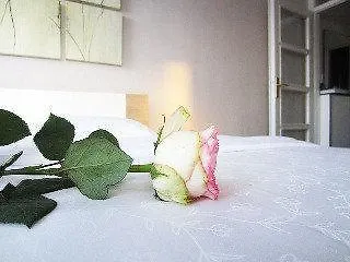 Skadarlija No. 2 酒店 2*